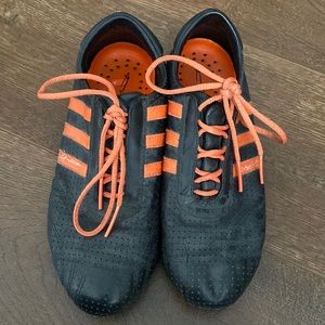 Yohji Yamamoto Adidas shoe. Size 6.5 Womens.